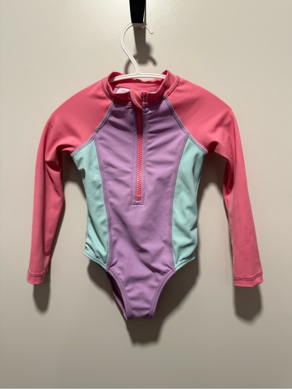 💛4/$20 Joe Fresh Kids Colorblock Long-Sleeve Rashguard Swimsuit